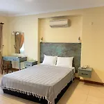 Dalos Hotel 2*