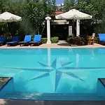 Dalos Hotel 2*