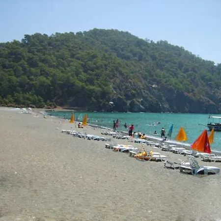 Hotell Dalos 2*