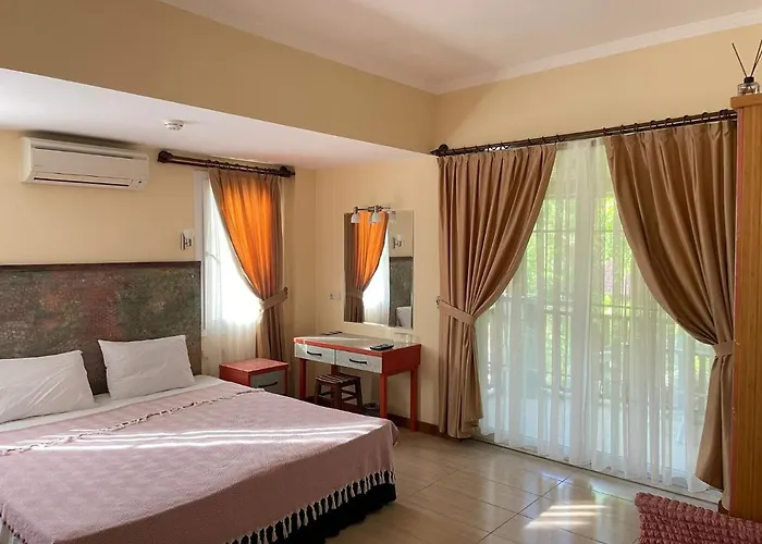 ホテル Dalos ギョジェク