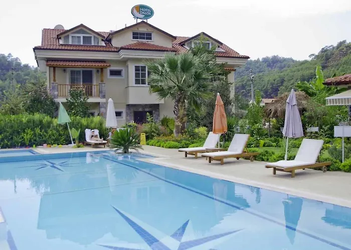 Dalos ホテル ギョジェク