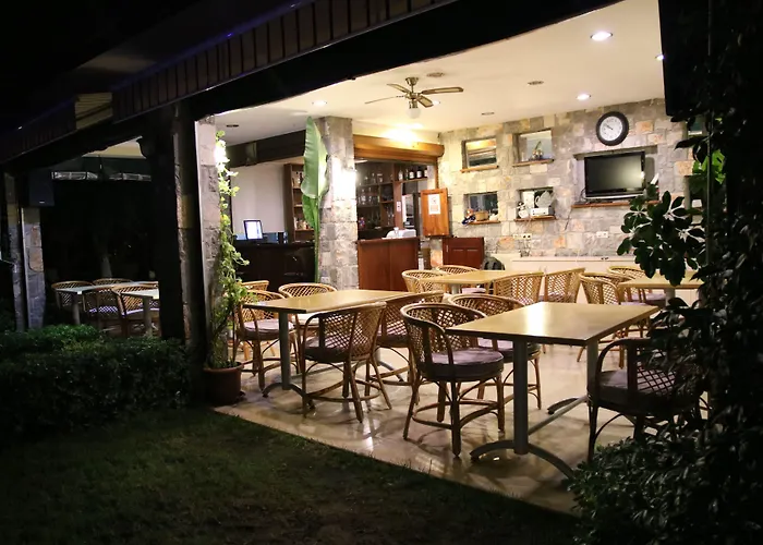 Dalos ホテル ギョジェク